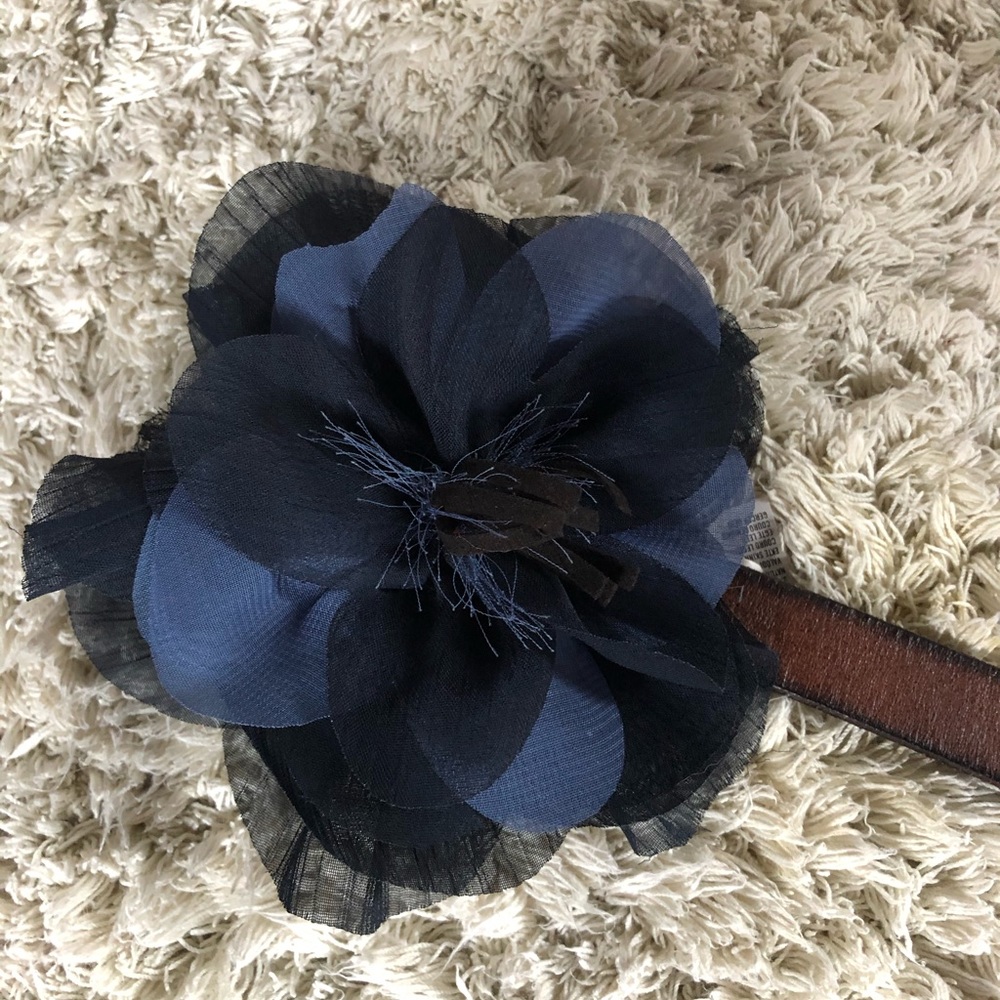 Hollister Flower Belt
